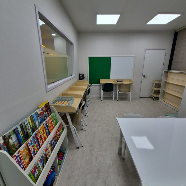 1888532488_Fvy2JVxM_46b61b5f8ecd0e1aef92